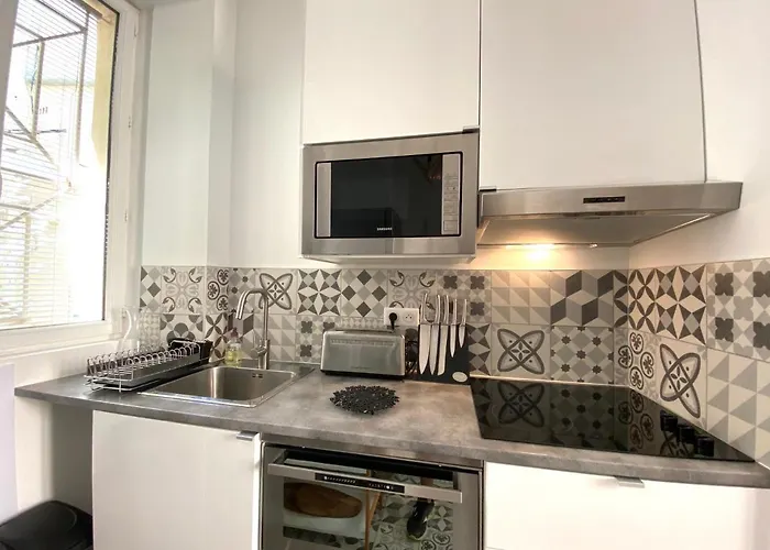 Feel@Home Nemausus « Le 4 »